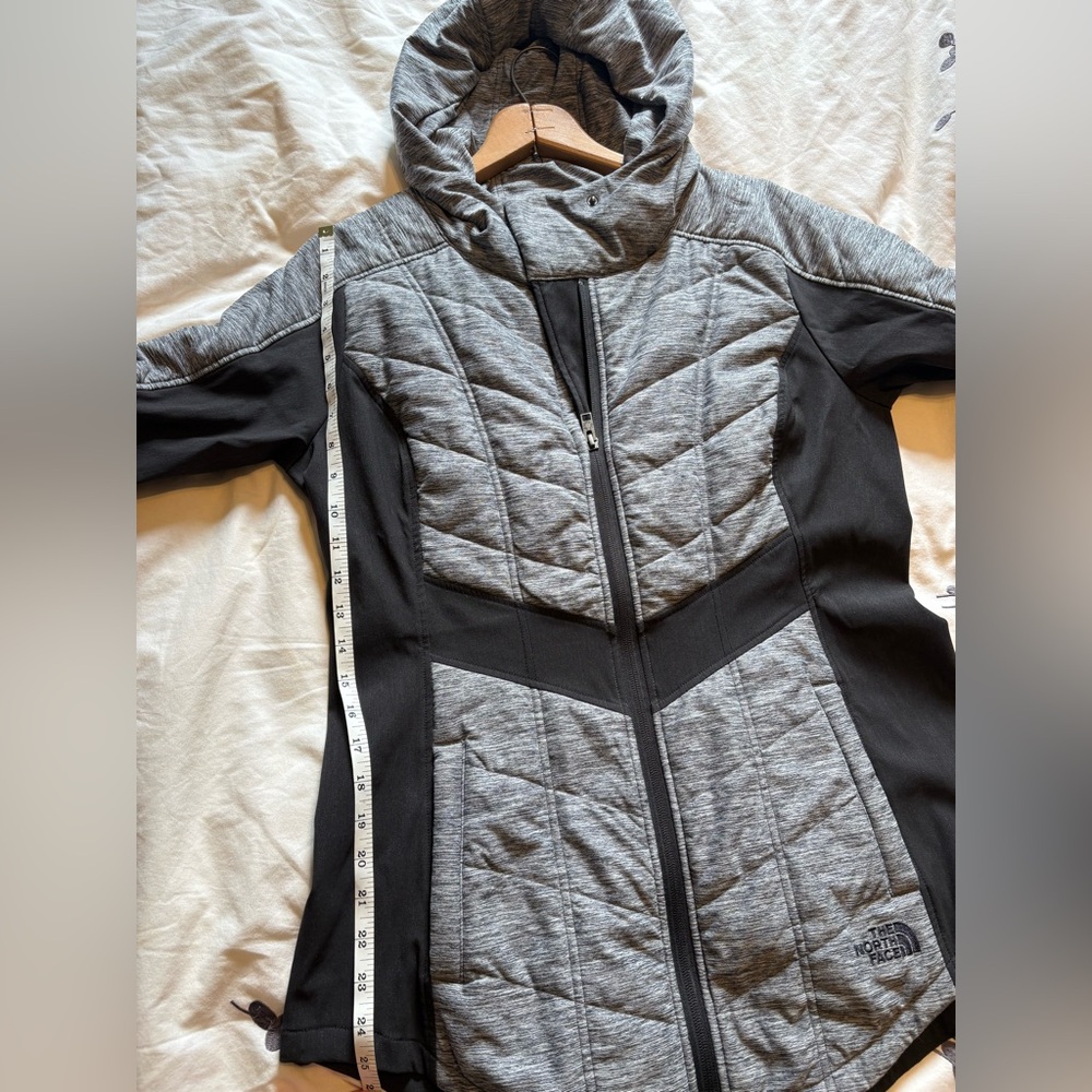 The North Face Pseudio Jacket - Picture 5 of 11